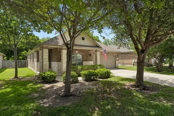1049 Sussex WAY, Round Rock, TX 78665