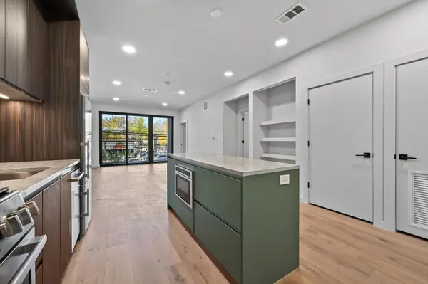 2209 S 1st ST #218, Austin, TX 78704