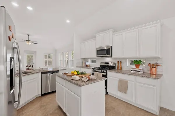 12202 Chalco ST, Austin, TX 78748