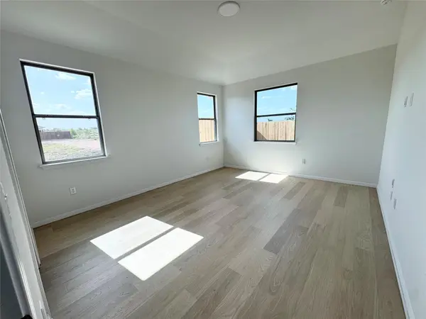 270 Pale Horse BND, Buda, TX 78610