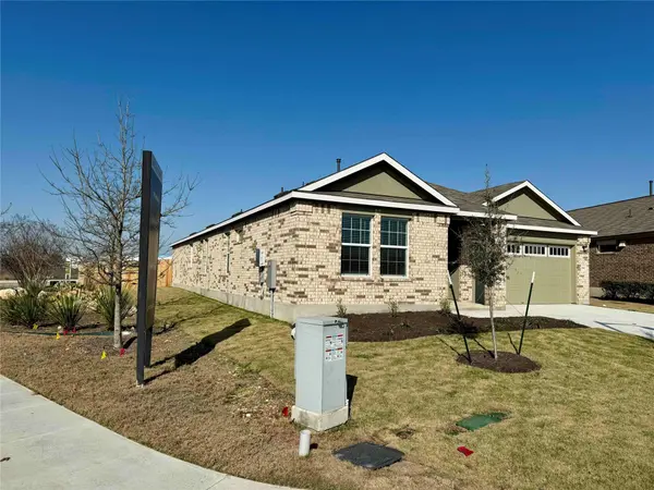 160 Sky Meadows CIR, San Marcos, TX 78666