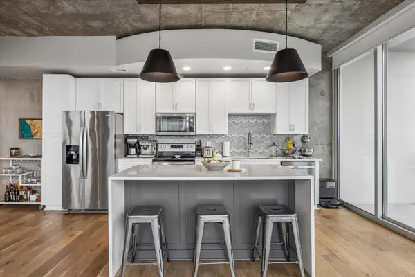 360 Nueces ST #3702, Austin, TX 78701