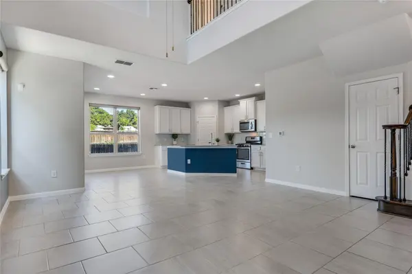 913 Boatswain WAY #195, Austin, TX 78748