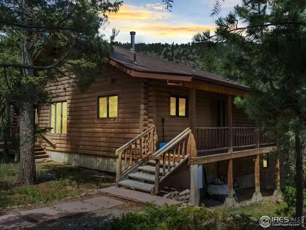 255 Apache, Lyons, CO 80540