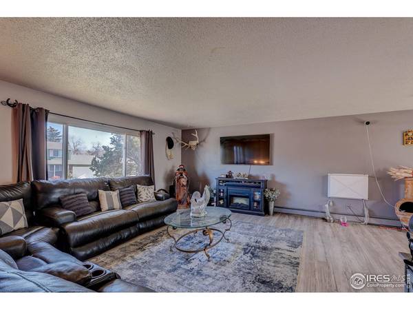 2057 27th, Greeley, CO 80634