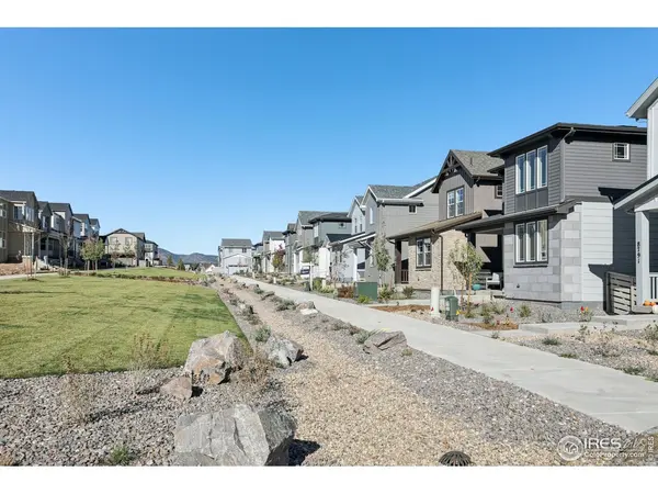 8777 Whiteclover, Littleton, CO 80125