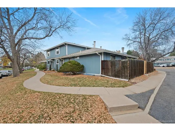 11609 E Cedar, Aurora, CO 80012