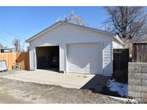 1006 Park, La Junta, CO 81050