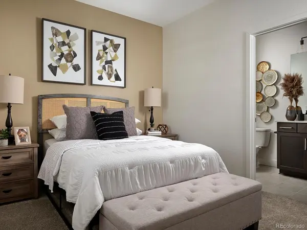 24005 E Utah, Aurora, CO 80018