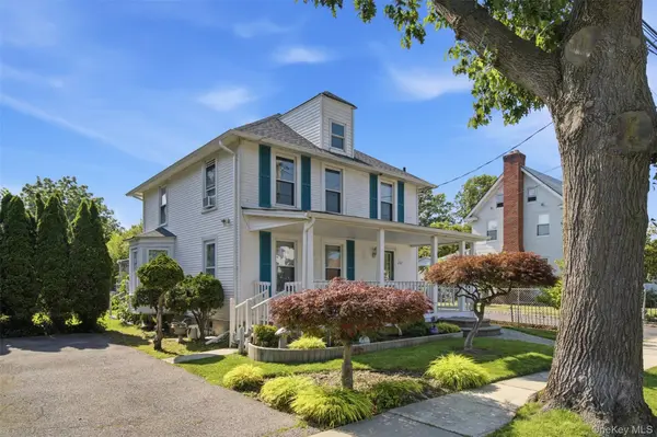 237 Fulton ST, Westbury, NY 11590