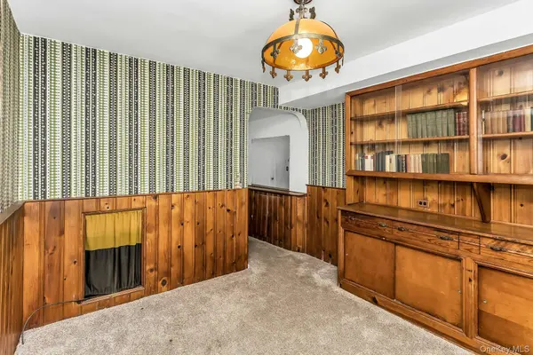12-08 152nd ST, Whitestone, NY 11357