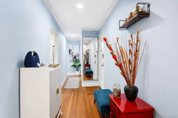 30 Grace AVE #2F, Great Neck, NY 11021