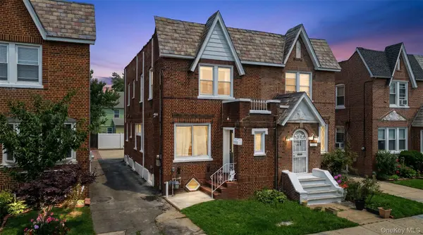 9431 239th ST, Floral Park, NY 11001
