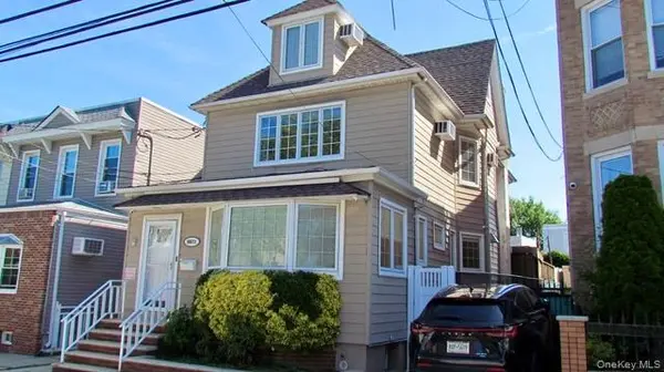 66-71 74th ST, Middle Village, NY 11379