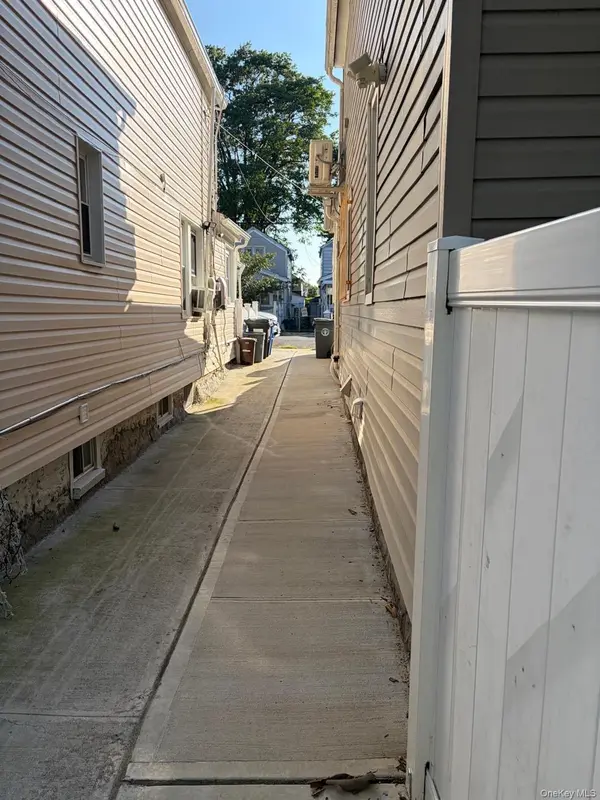 11727 142nd PL, Jamaica, NY 11436