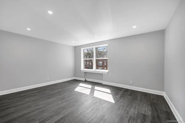 141-12 78th AVE #3-H, Flushing, NY 11367