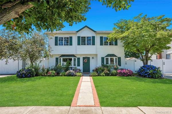 2362 6th ST, East Meadow, NY 11554