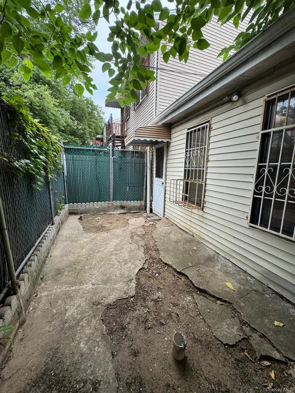 590 Elton ST, Brooklyn, NY 11208