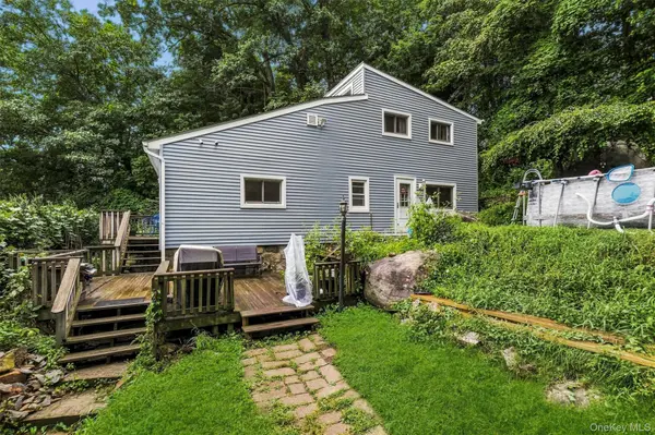 256 Haviland DR, Patterson, NY 12563