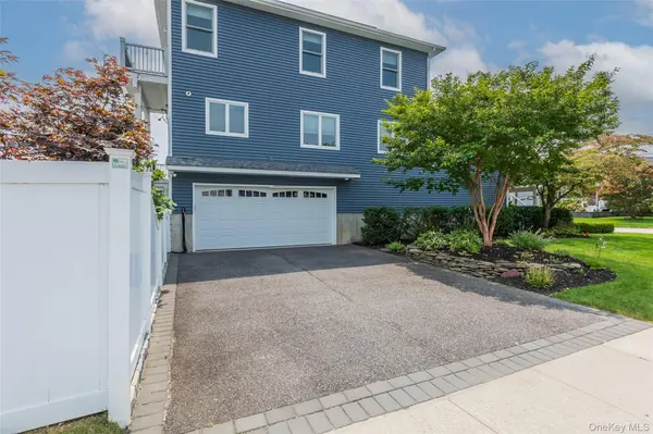 401 Little East Neck RD, Babylon, NY 11702