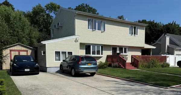 79 Elizabeth DR, Bethpage, NY 11714