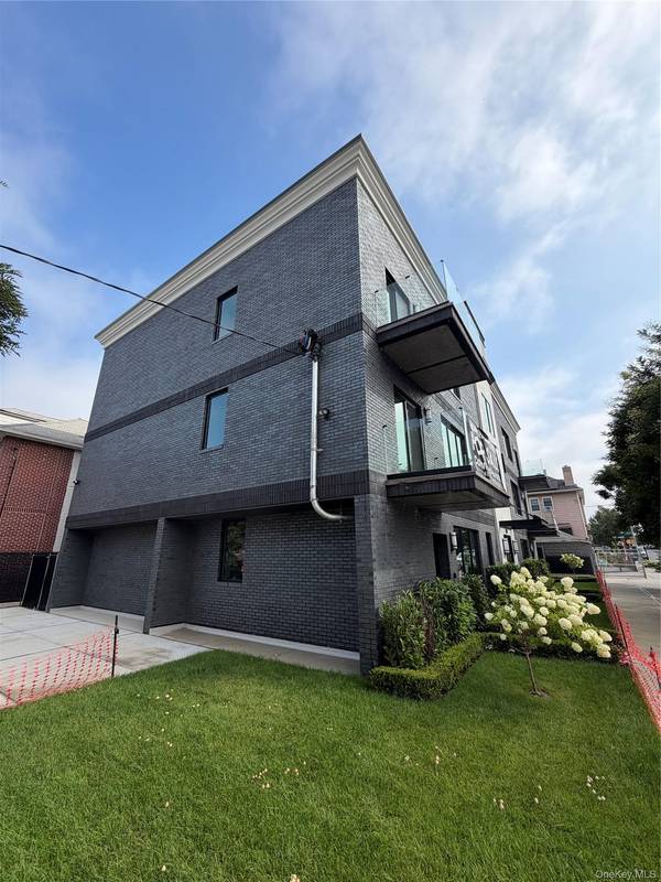 8322 24th Avenue #2A, Brooklyn, NY 11214