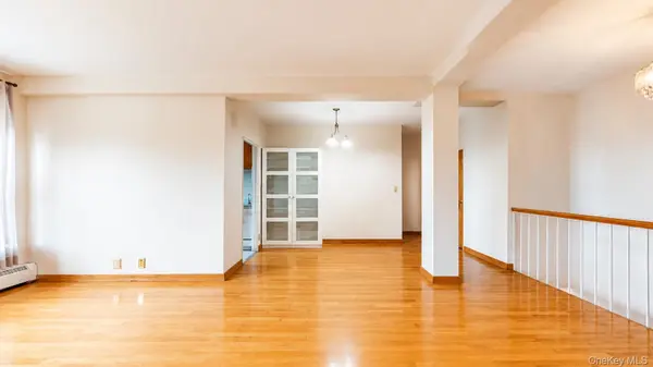 99-05 63rd Dr #7K, Rego Park, NY 11374