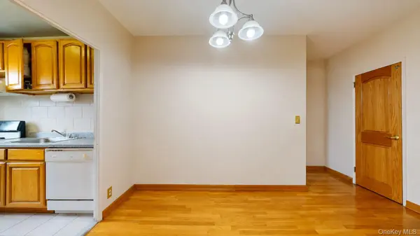 99-05 63rd Dr #7K, Rego Park, NY 11374