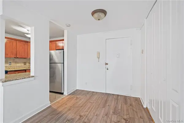 25 Franklin AVE #2O, White Plains, NY 10601