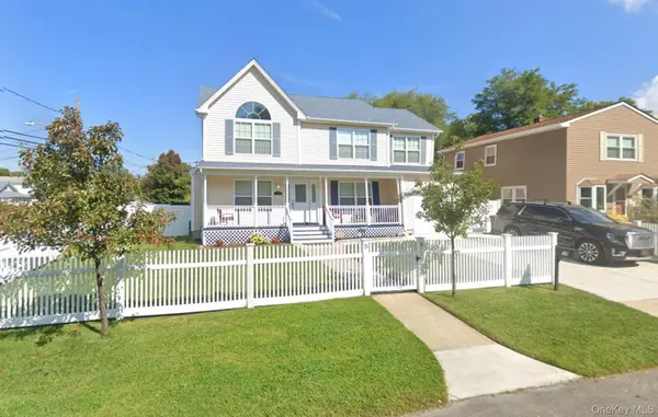 59 Southard AVE, West Babylon, NY 11704