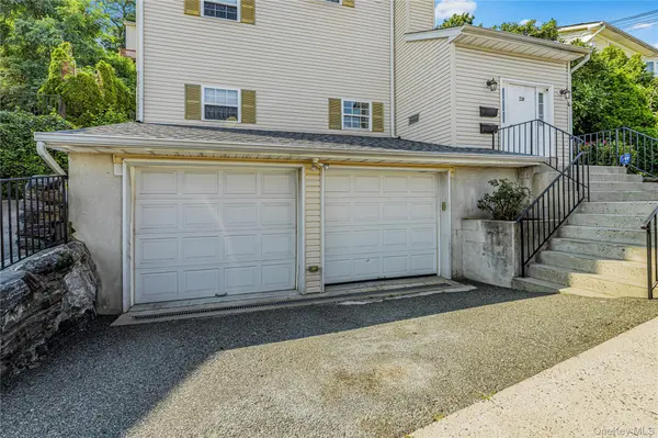 239 Mary Lou AVE, Yonkers, NY 10703