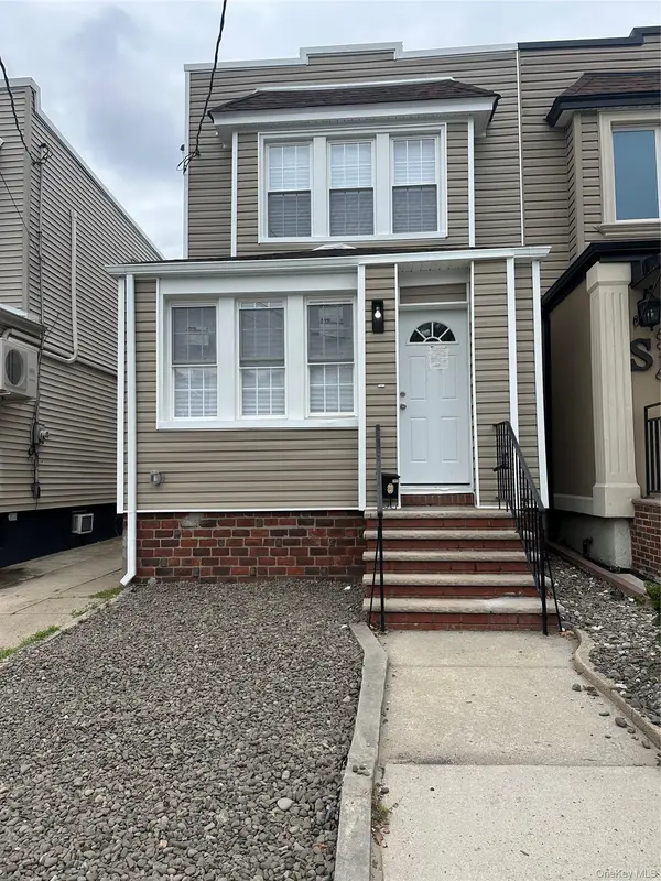 6918 69th ST, Ridgewood, NY 11385