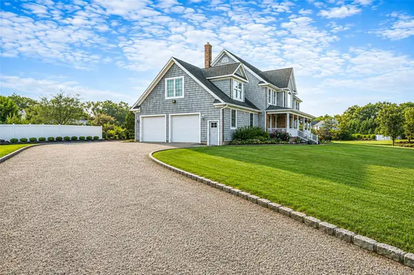 143 Meadow PATH, Wading River, NY 11792