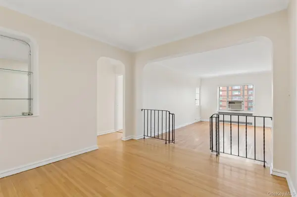113-14 72nd RD #6A, Forest Hills, NY 11375