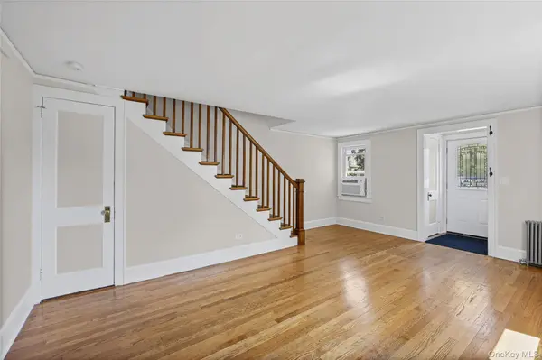 20-22 Henry ST, Kings Park, NY 11754