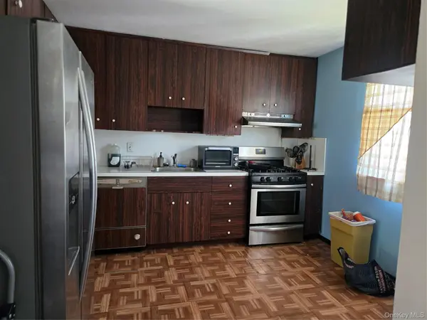 769 Iris PL, West Hempstead, NY 11552
