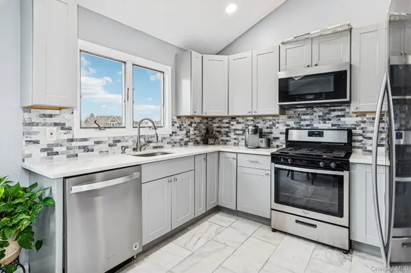 204 Broadway, Massapequa Park, NY 11762