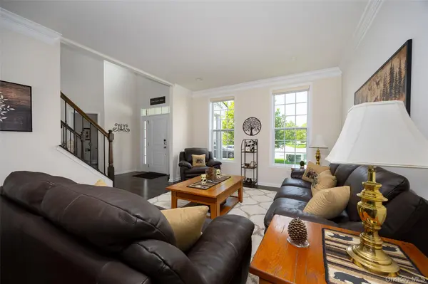 58 Pitcher RD, Hopewell Junction, NY 12533