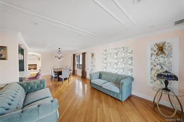 141-16 11th AVE, Malba, NY 11357