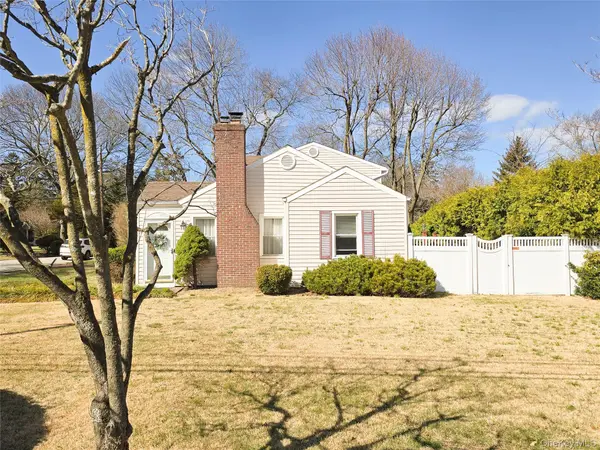 43 Fort Hill RD, Huntington, NY 11743