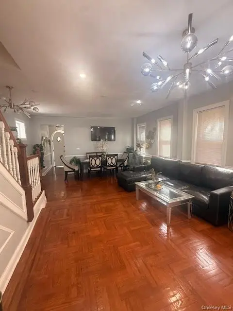 52-30 62nd ST, Maspeth, NY 11378