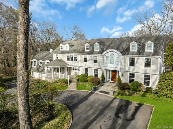 10 Redmond LN, Oyster Bay, NY 11771