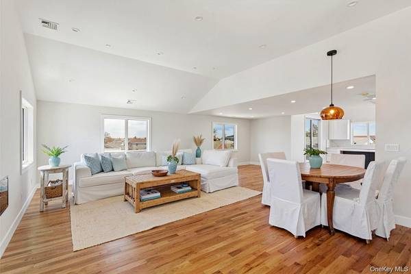 27 Kerrigan ST, Long Beach, NY 11561