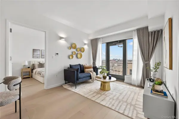 33-71 Prince ST #8G, Flushing, NY 11354