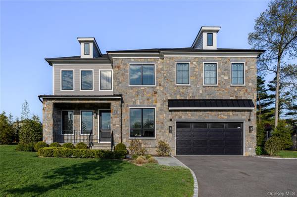 1 Sequoia CIR, Manhasset, NY 11030