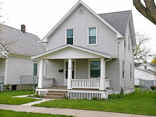 1024 SW 9 ST, Cedar Rapids, IA 52404