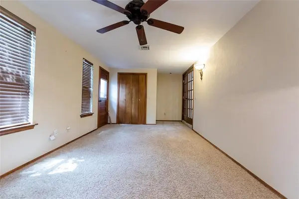 1312 Shelley AVE, Clinton, OK 73601