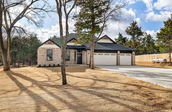 2415 Black Jack WAY, Blanchard, OK 73010