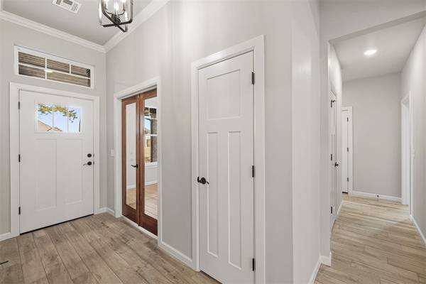 2415 Black Jack WAY, Blanchard, OK 73010