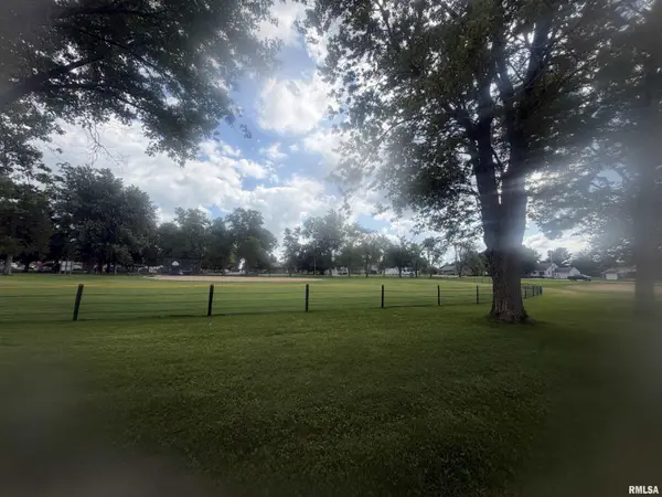417 W MONROE ST, Metamora, IL 61548